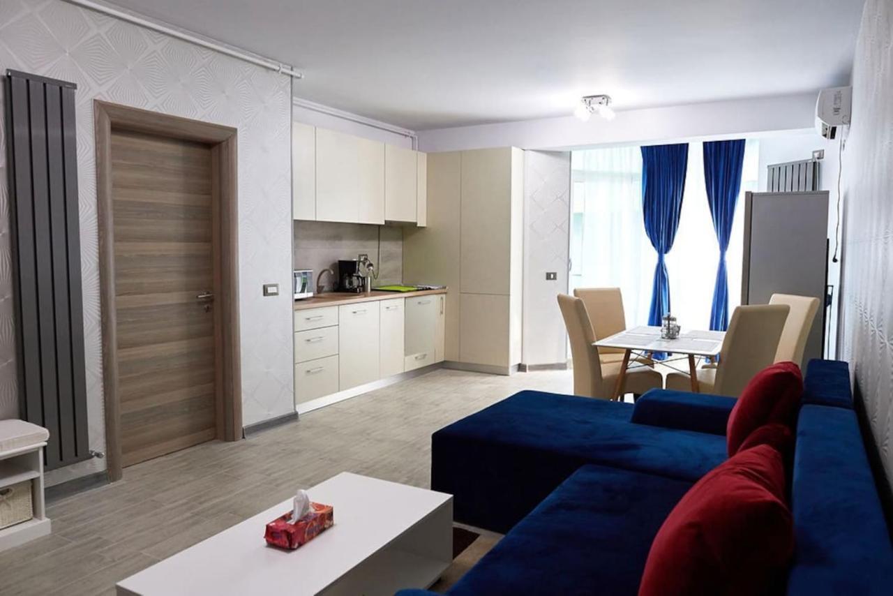 Blue Apartment In Spa N Pool Beach Resort Năvodari Exteriér fotografie