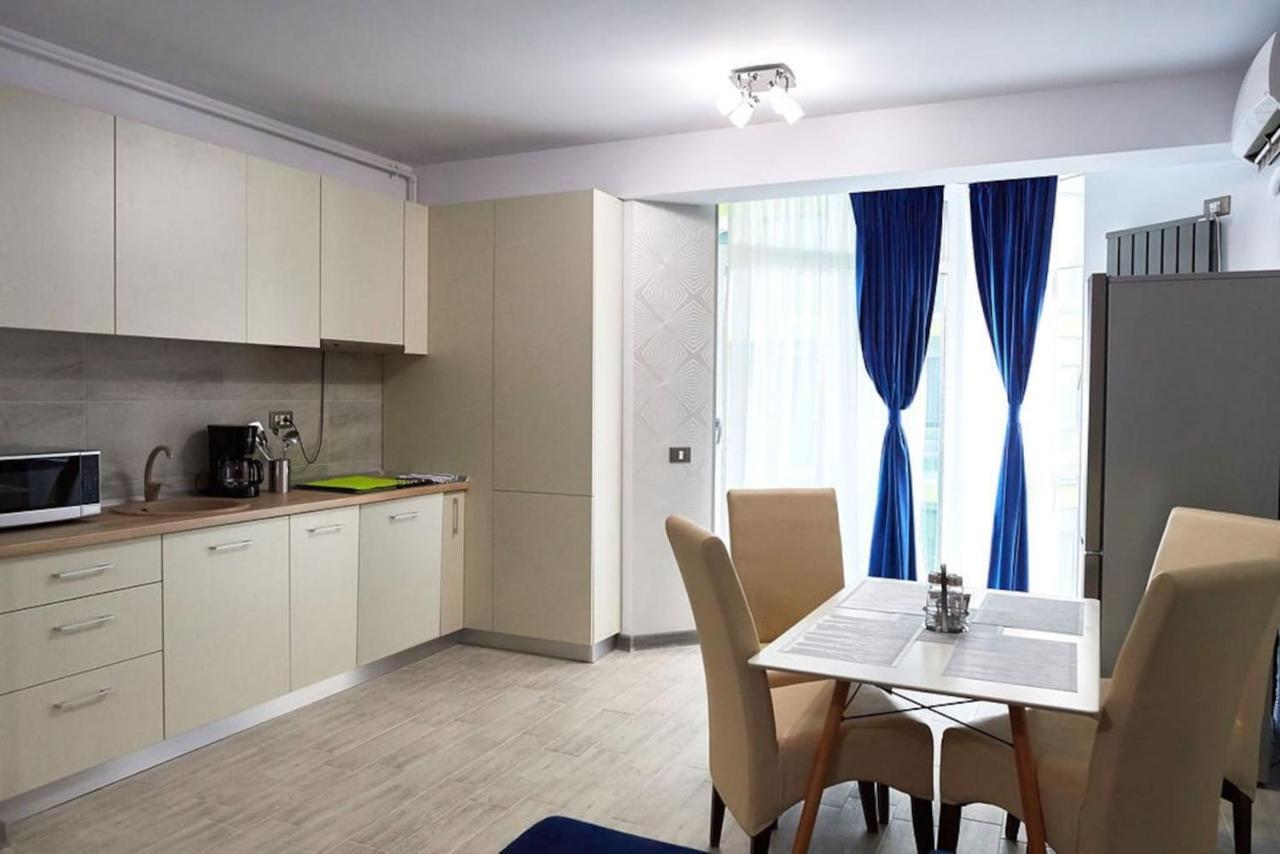 Blue Apartment In Spa N Pool Beach Resort Năvodari Exteriér fotografie